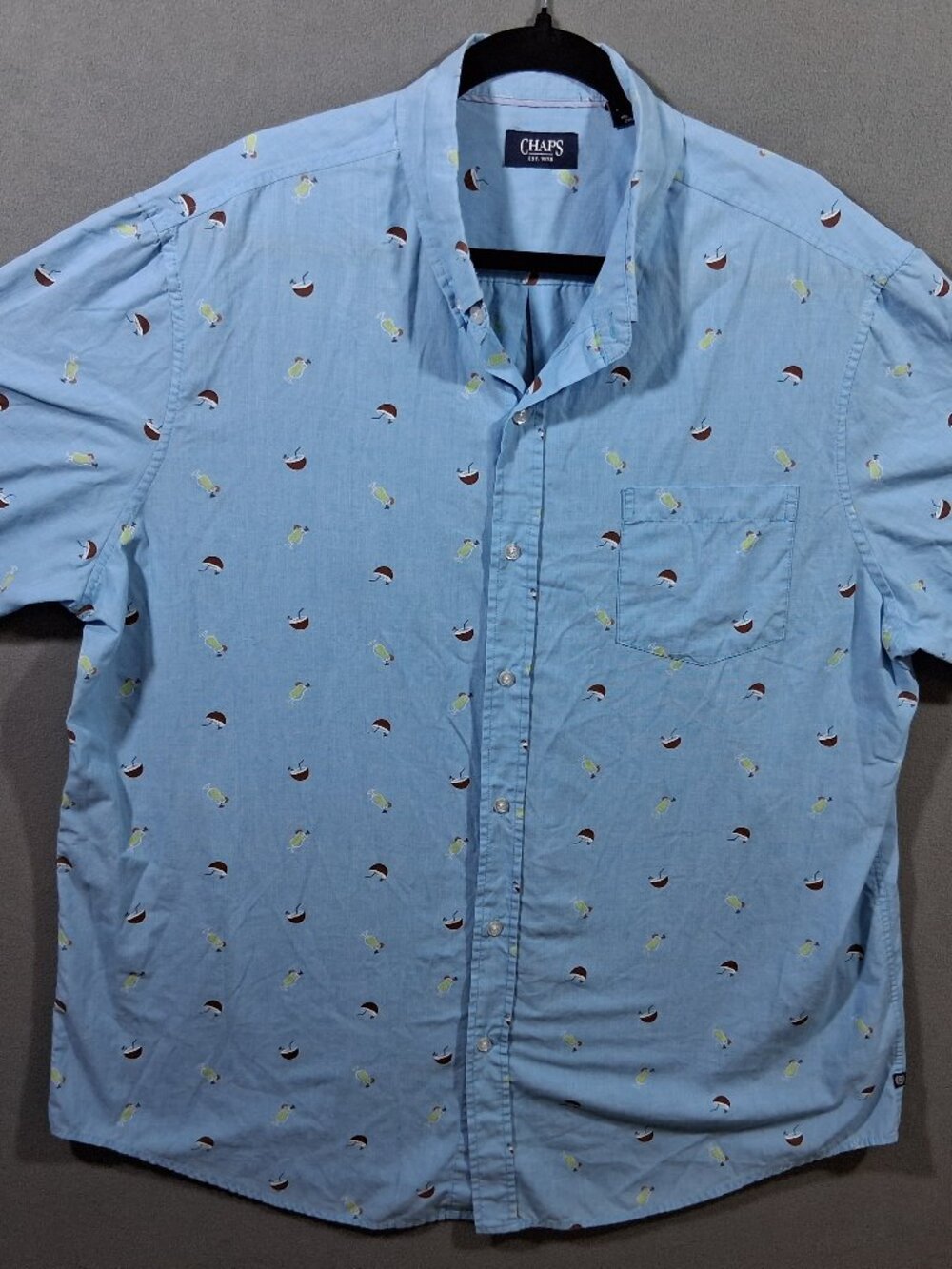 Nice Men's XXL Chaps Lt. Blue Button-Down With AOP Daiquiris & Coconut Drinks